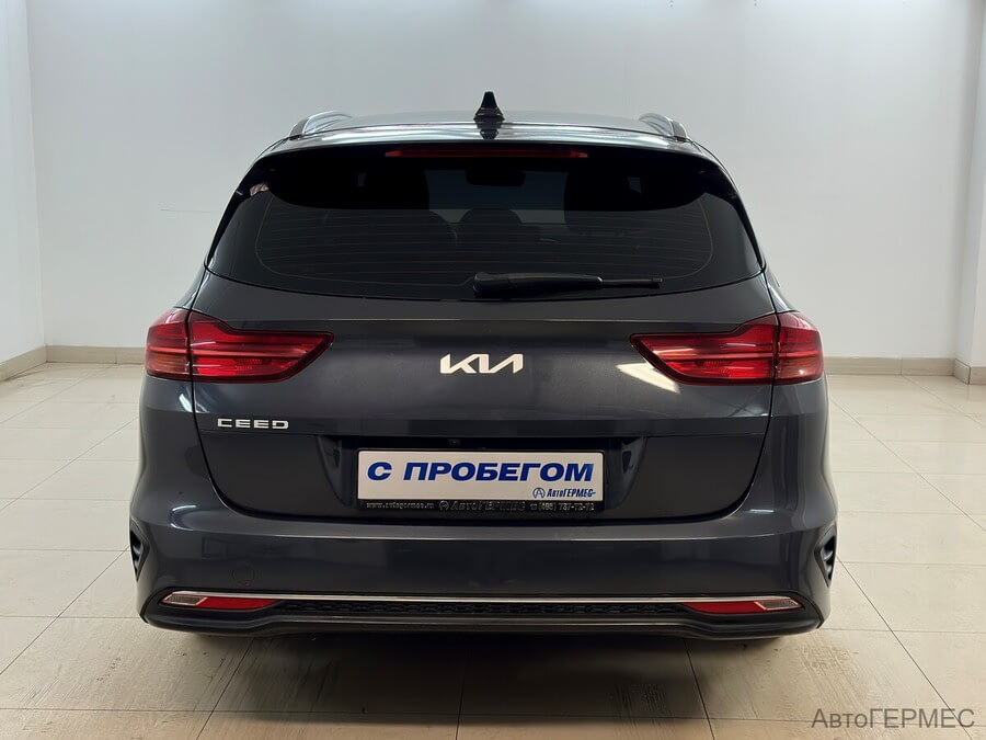 Фото Kia Ceed III Рестайлинг с пробегом | №3