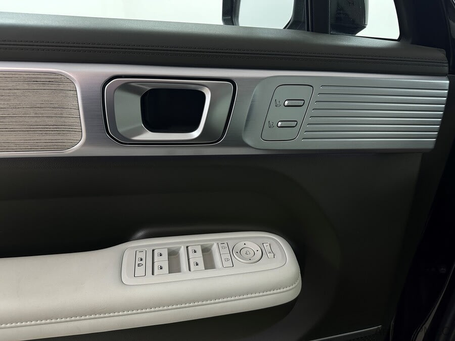 Фото HYUNDAI Santa Fe V с пробегом | №11 Фото HYUNDAI Santa Fe V с пробегом | №11