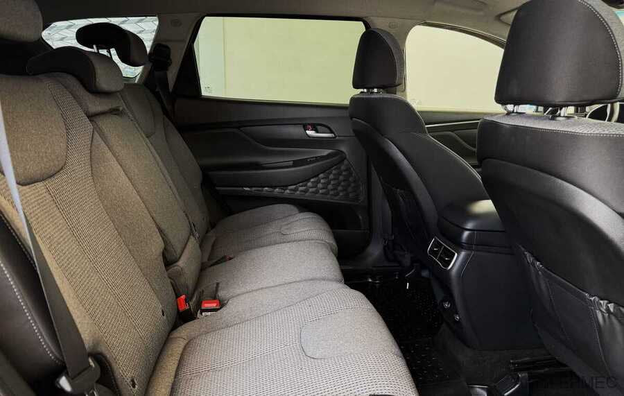 Фото HYUNDAI Santa Fe IV Рестайлинг с пробегом | №14 Фото HYUNDAI Santa Fe IV Рестайлинг с пробегом | №14