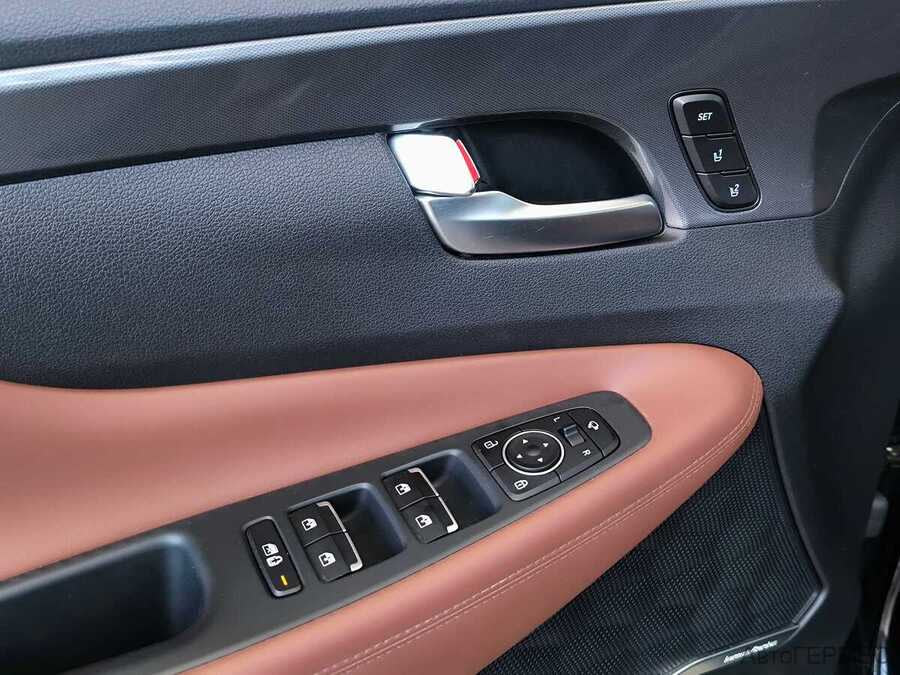Фото HYUNDAI Santa Fe IV Рестайлинг с пробегом | №8 Фото HYUNDAI Santa Fe IV Рестайлинг с пробегом | №8
