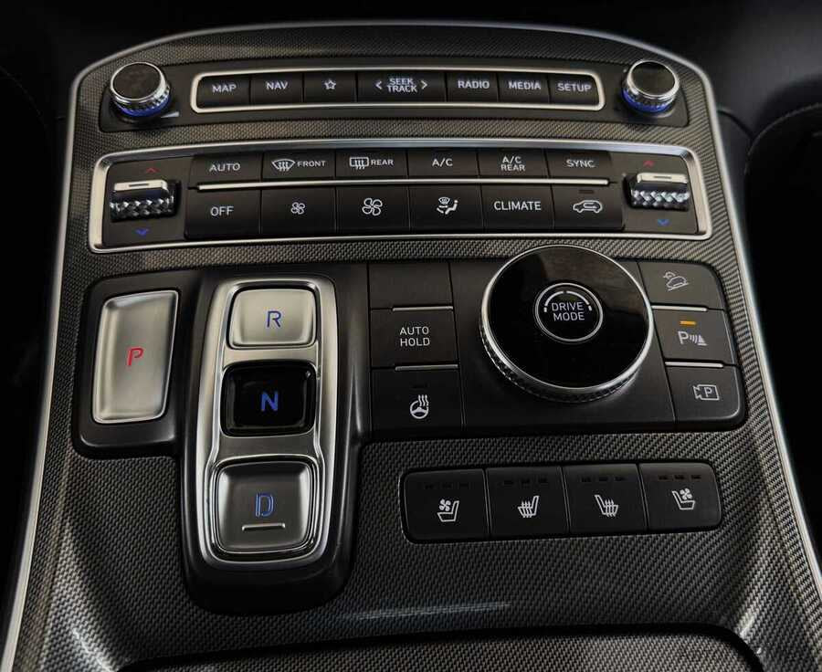 Фото HYUNDAI Santa Fe IV Рестайлинг с пробегом | №9 Фото HYUNDAI Santa Fe IV Рестайлинг с пробегом | №9