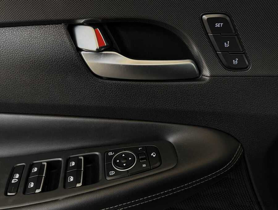 Фото HYUNDAI Santa Fe IV Рестайлинг с пробегом | №13 Фото HYUNDAI Santa Fe IV Рестайлинг с пробегом | №13