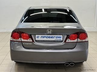 Фото Honda Civic VIII Рестайлинг с пробегом