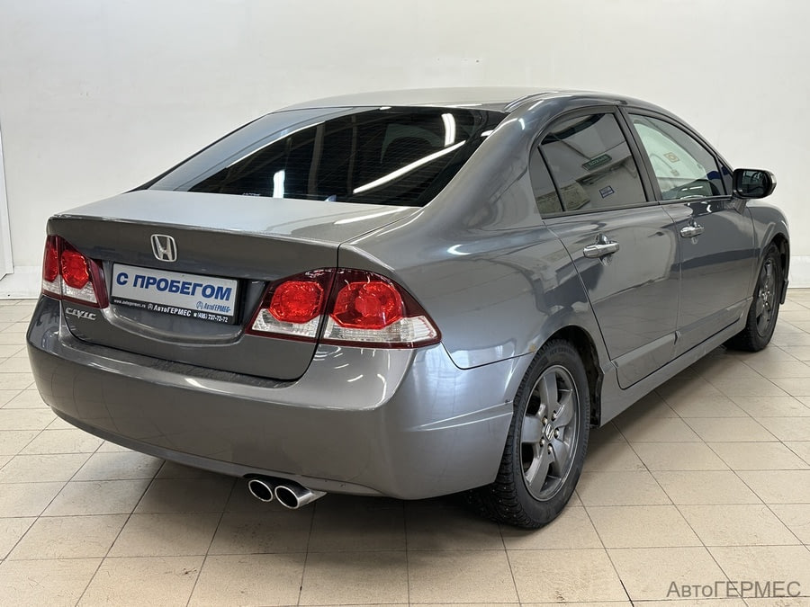 Фото Honda Civic VIII Рестайлинг с пробегом | №4