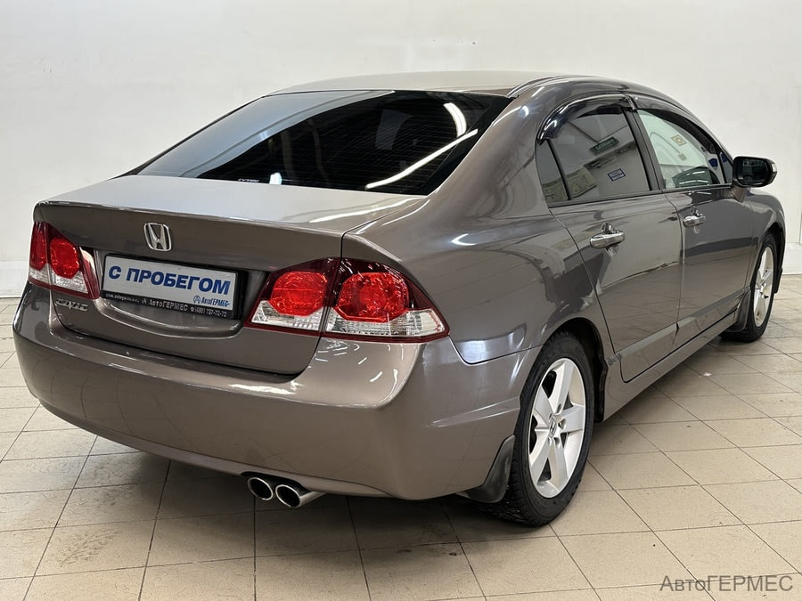 Фото Honda Civic VIII Рестайлинг с пробегом | №4