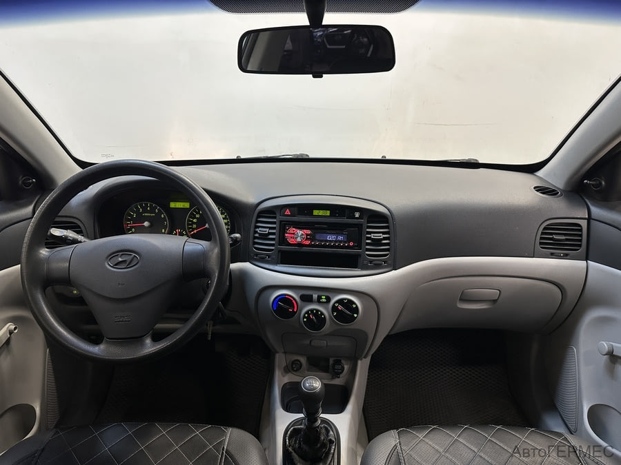 Фото HYUNDAI Verna II с пробегом | №5 Фото HYUNDAI Verna II с пробегом | №5