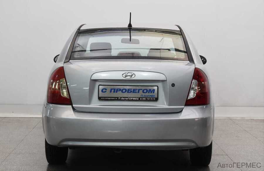 Фото HYUNDAI Verna II с пробегом | №3