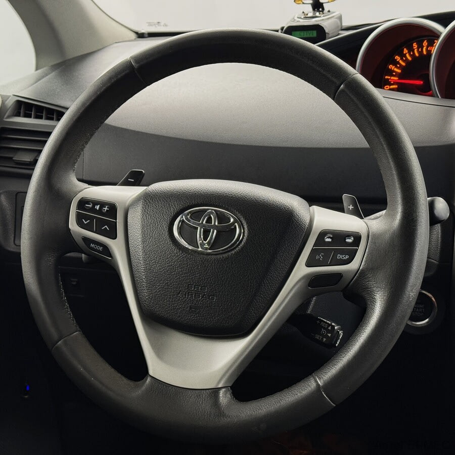 Фото TOYOTA Verso I с пробегом | №8