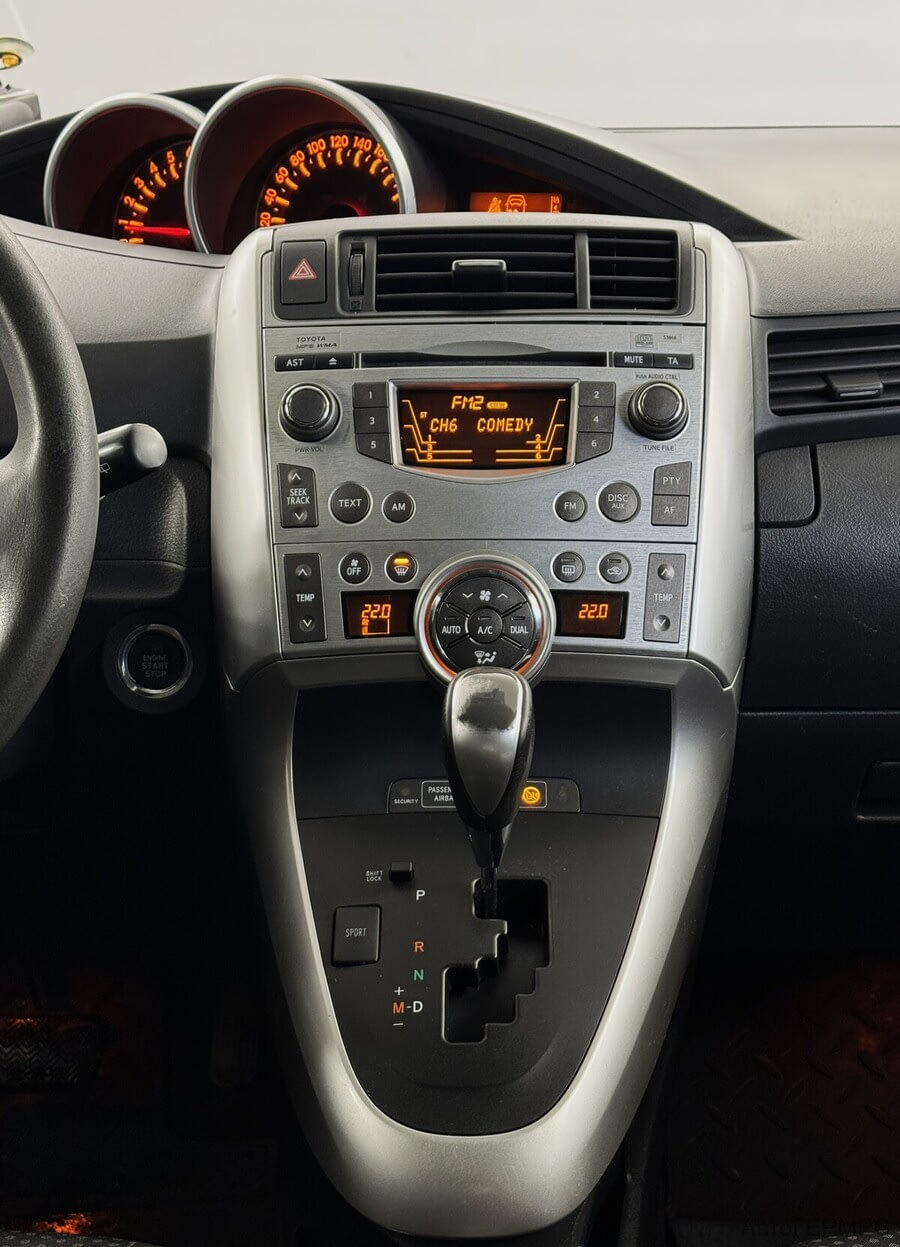 Фото TOYOTA Verso I с пробегом | №7