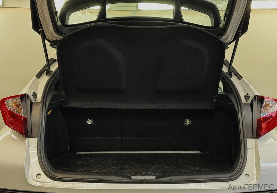 Фото TOYOTA C-Hr I с пробегом | №14