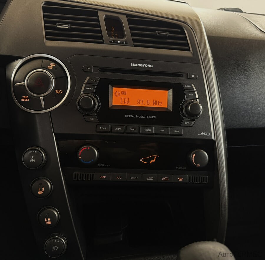 Фото SsangYong Kyron I Рестайлинг с пробегом | №7