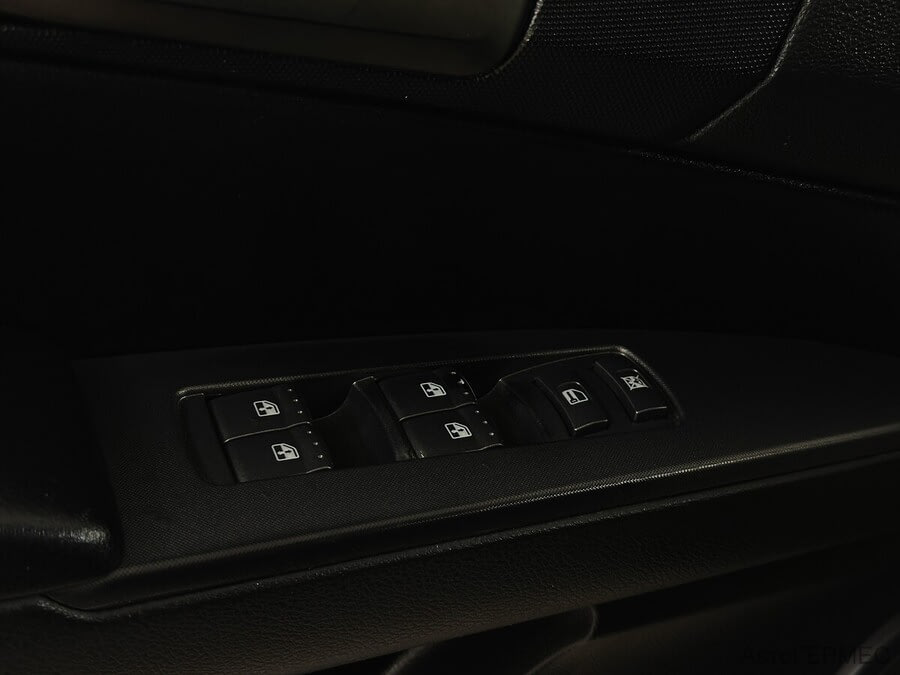 Фото SsangYong Kyron I Рестайлинг с пробегом | №9 Фото SsangYong Kyron I Рестайлинг с пробегом | №9