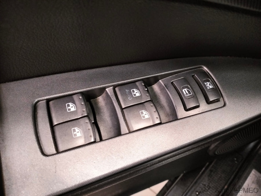 Фото SsangYong Kyron I Рестайлинг с пробегом | №9 Фото SsangYong Kyron I Рестайлинг с пробегом | №9