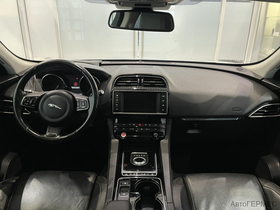 Фото JAGUAR F-Pace I с пробегом | №5