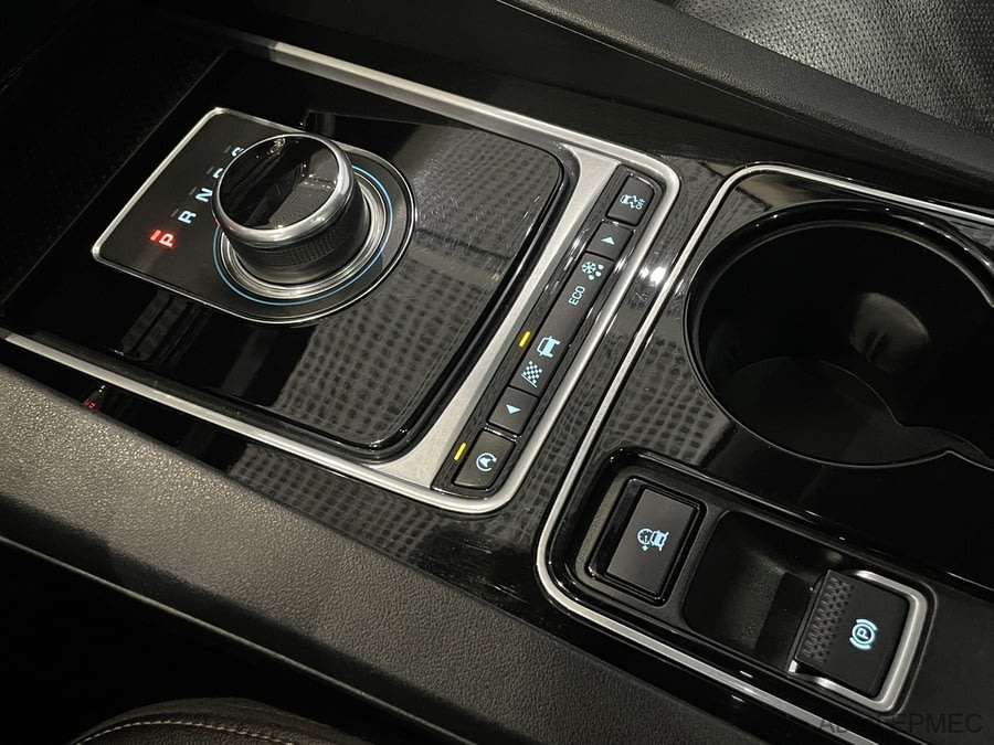 Фото JAGUAR F-Pace I с пробегом | №9