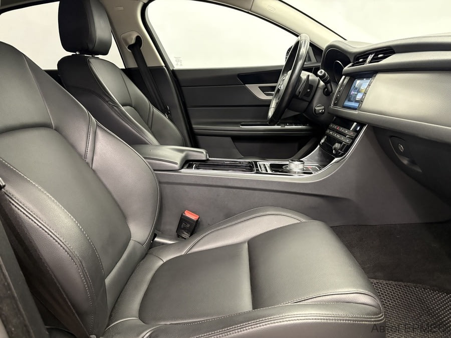 Фото JAGUAR Xf II с пробегом | №11