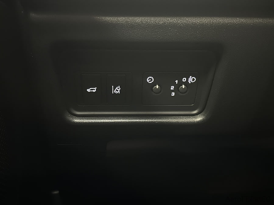 Фото LAND ROVER Discovery Sport I с пробегом | №10