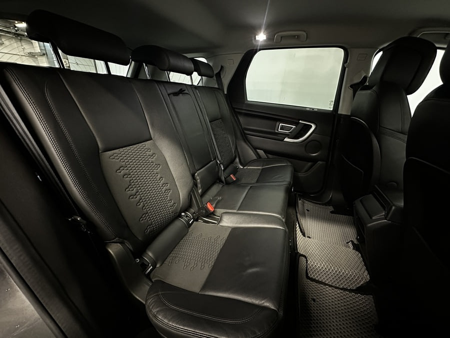 Фото LAND ROVER Discovery Sport I с пробегом | №17 Фото LAND ROVER Discovery Sport I с пробегом | №17