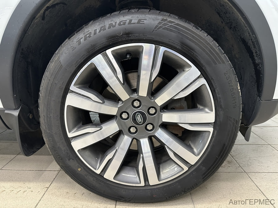 Фото LAND ROVER Discovery Sport I с пробегом | №22 Фото LAND ROVER Discovery Sport I с пробегом | №22
