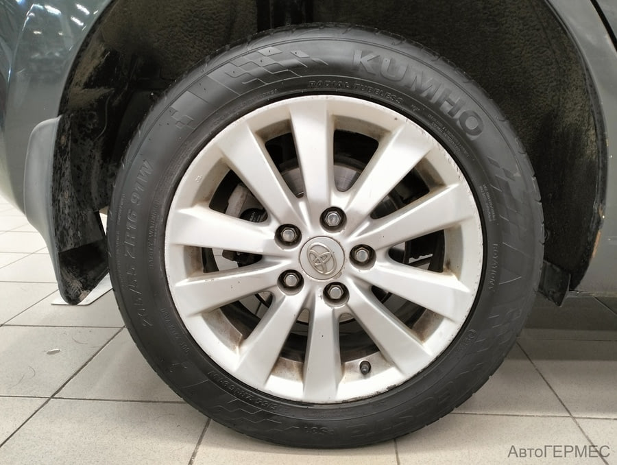 Фото TOYOTA Auris I с пробегом | №14