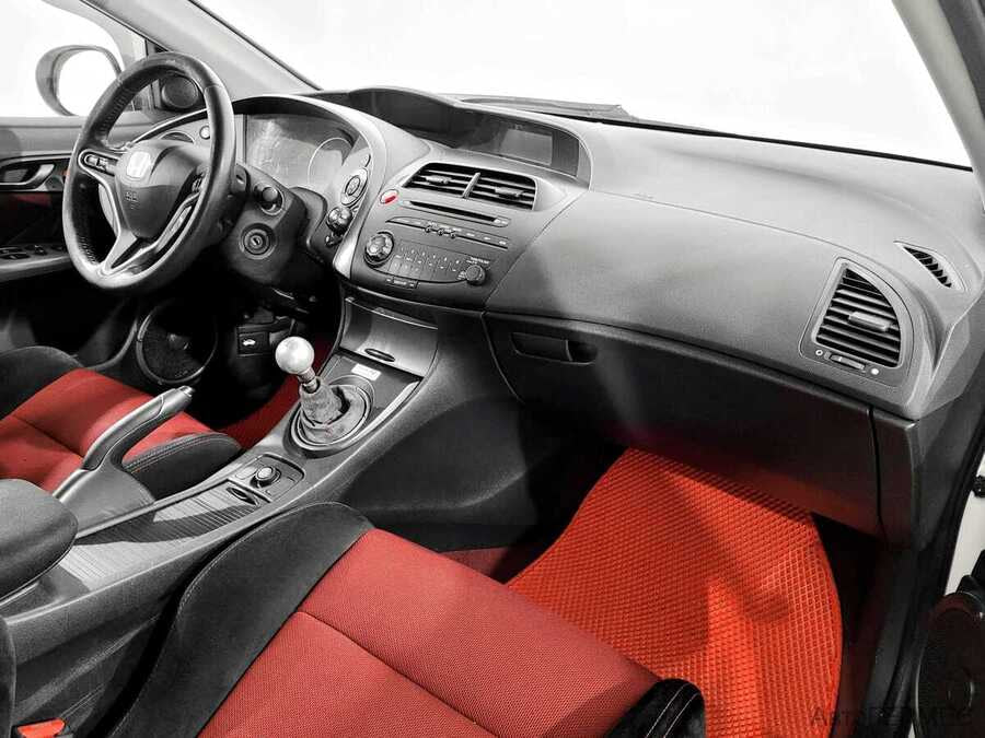 Фото Honda Civic Type R VIII с пробегом | №11