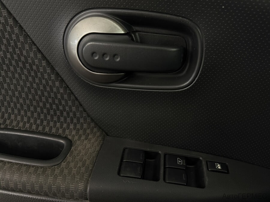 Фото NISSAN Note I с пробегом | №9