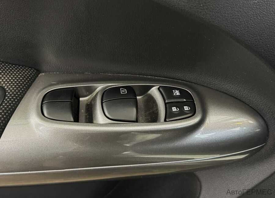 Фото NISSAN Juke I с пробегом | №10