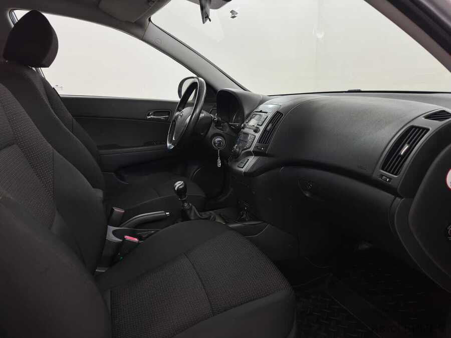 Фото HYUNDAI I30 I с пробегом | №10 Фото HYUNDAI I30 I с пробегом | №10