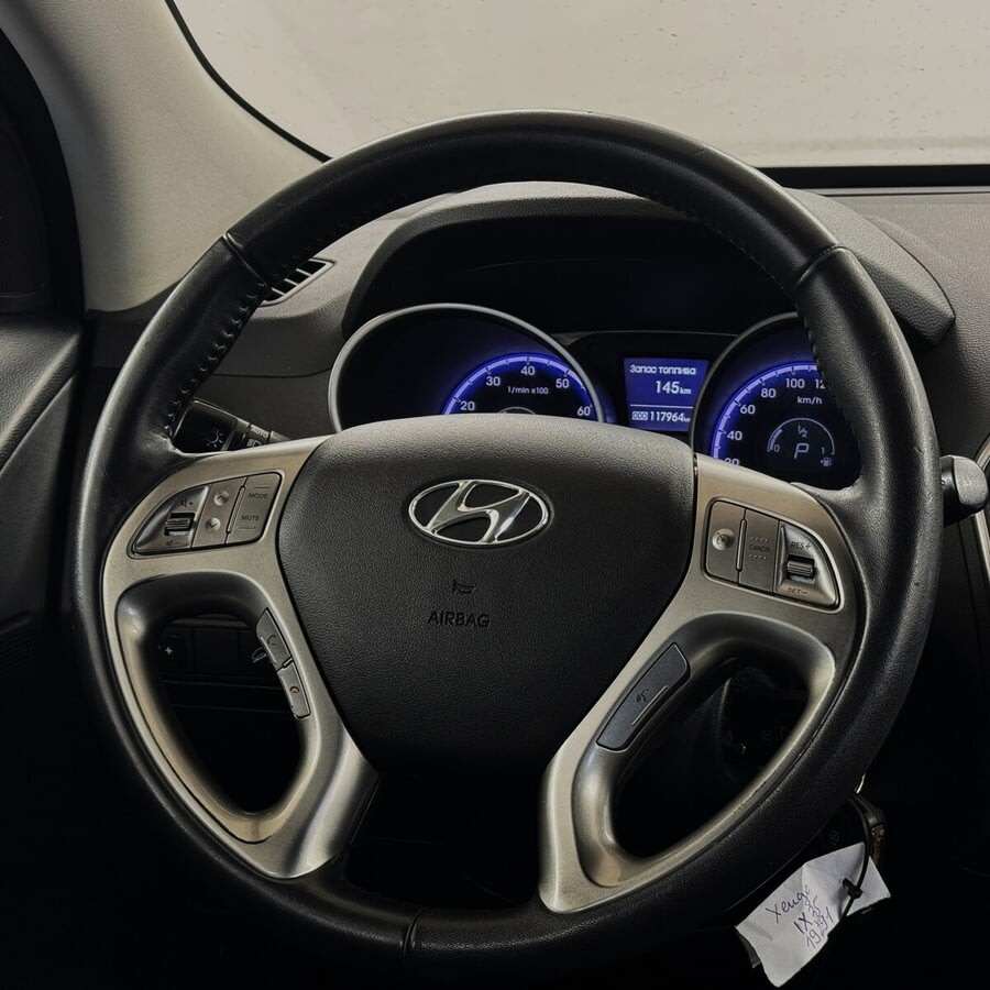 Фото HYUNDAI ix35 I с пробегом | №8
