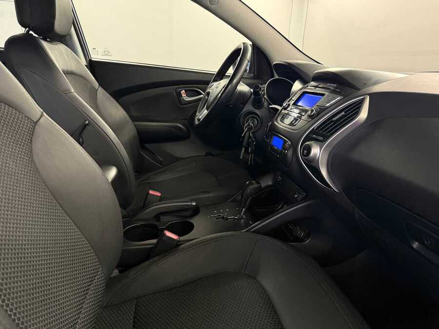 Фото HYUNDAI ix35 I с пробегом | №11