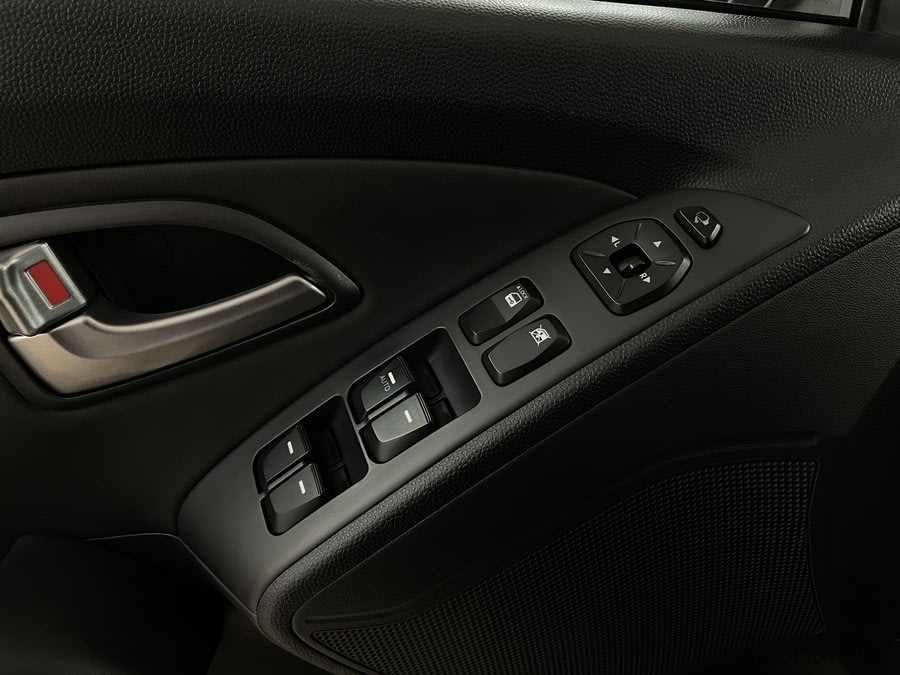 Фото HYUNDAI ix35 I с пробегом | №9