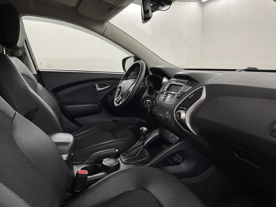 Фото HYUNDAI ix35 I с пробегом | №11