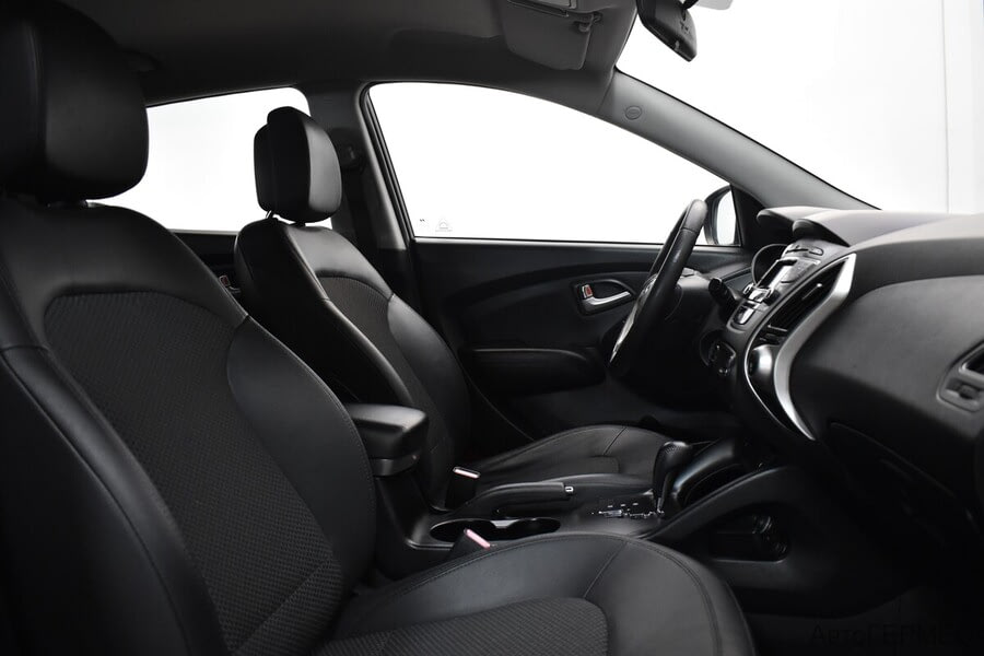 Фото HYUNDAI ix35 I с пробегом | №11