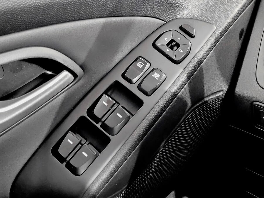 Фото HYUNDAI ix35 I с пробегом | №10