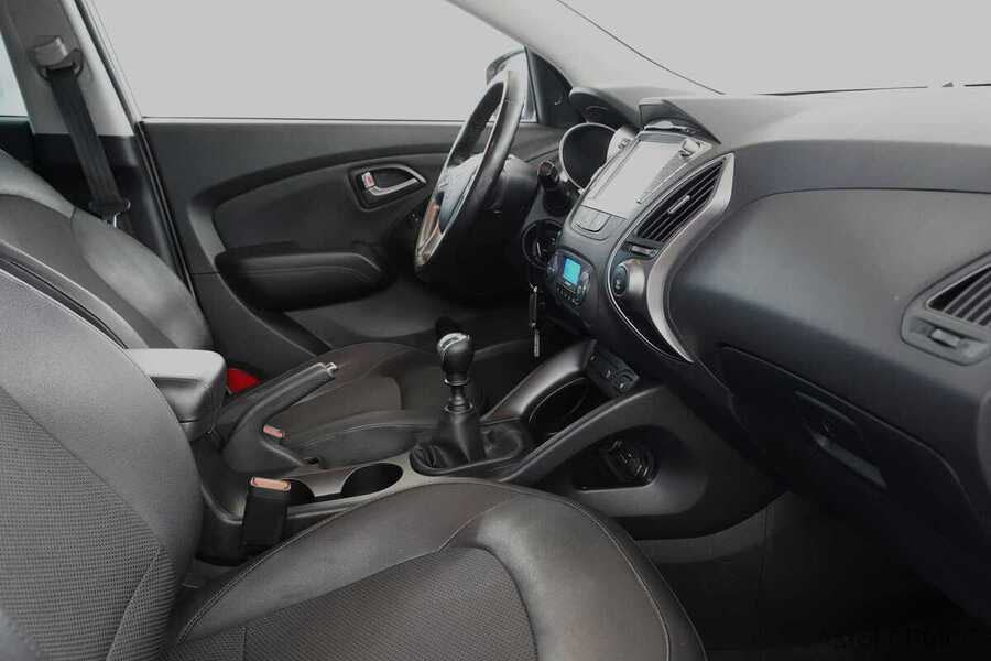 Фото HYUNDAI ix35 I Рестайлинг с пробегом | №11