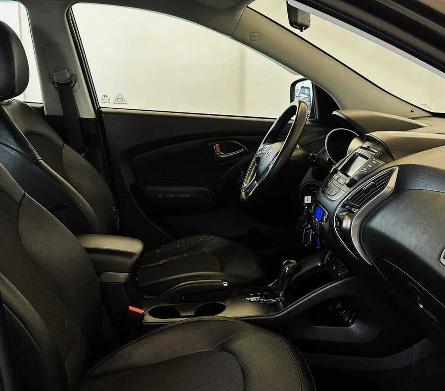 Фото HYUNDAI ix35 I Рестайлинг с пробегом | №13 Фото HYUNDAI ix35 I Рестайлинг с пробегом | №13
