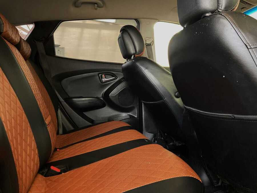 Фото HYUNDAI ix35 I Рестайлинг с пробегом | №13