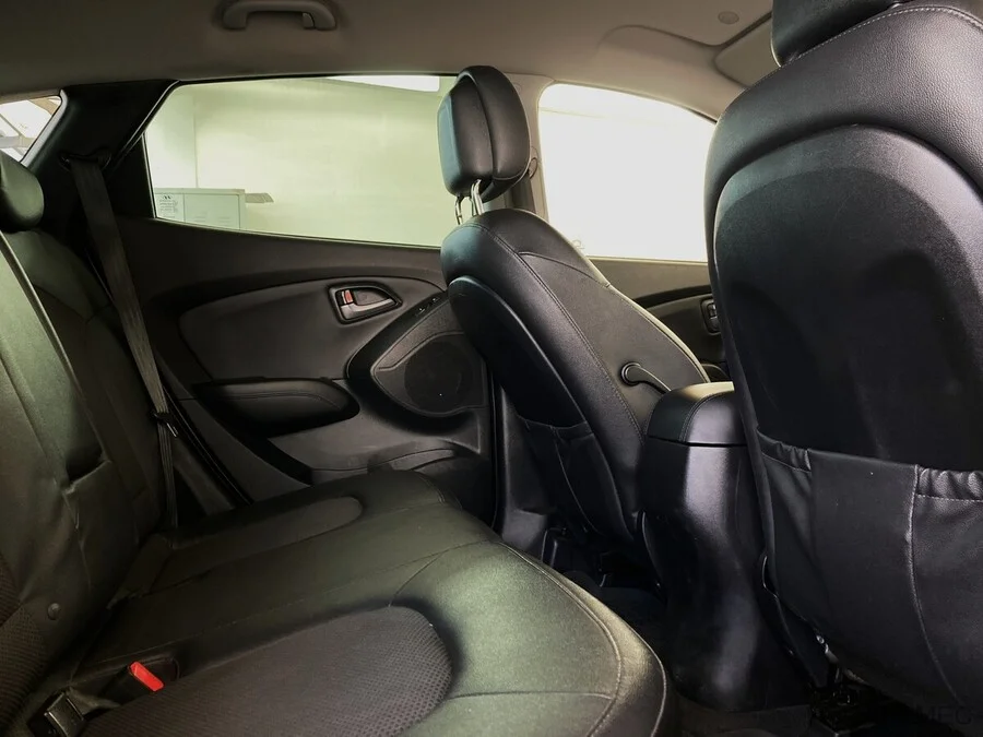 Фото HYUNDAI ix35 I Рестайлинг с пробегом | №12 Фото HYUNDAI ix35 I Рестайлинг с пробегом | №12