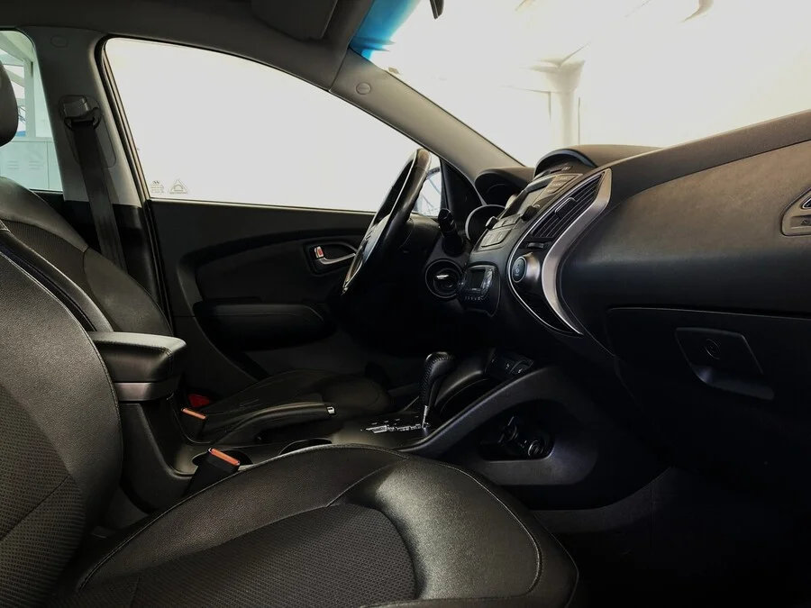 Фото HYUNDAI ix35 I Рестайлинг с пробегом | №11 Фото HYUNDAI ix35 I Рестайлинг с пробегом | №11