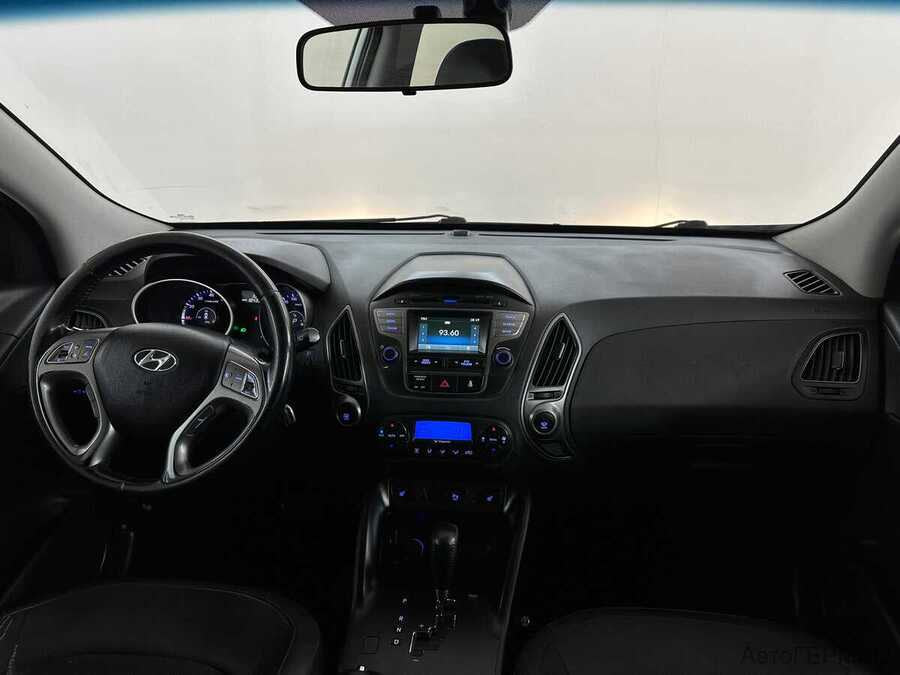 Фото HYUNDAI ix35 I Рестайлинг с пробегом | №5