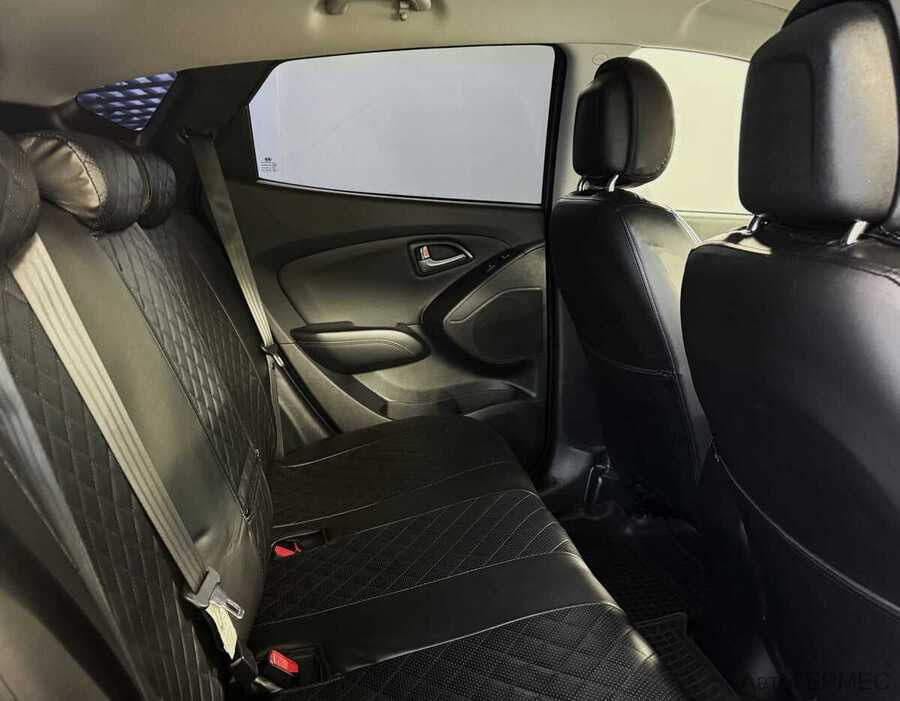 Фото HYUNDAI ix35 I Рестайлинг с пробегом | №13