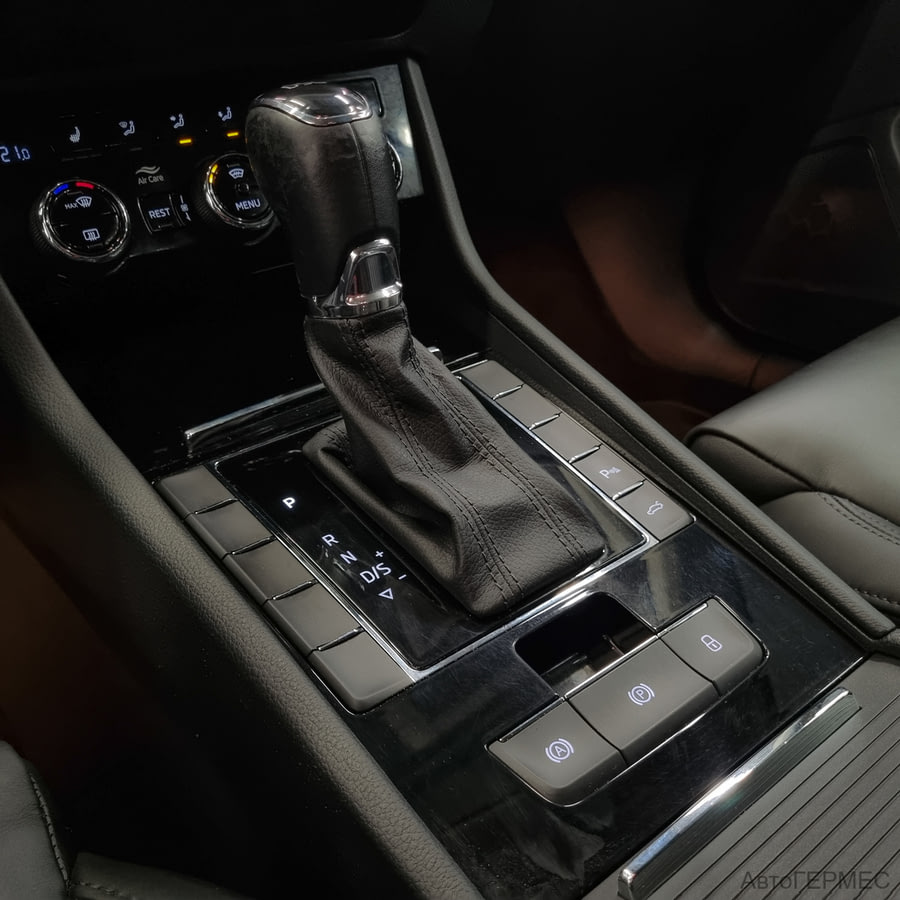 Фото SKODA Superb III с пробегом | №10 Фото SKODA Superb III с пробегом | №10