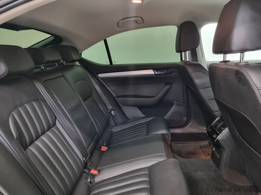 Фото SKODA Superb III с пробегом | №12 Фото SKODA Superb III с пробегом | №12