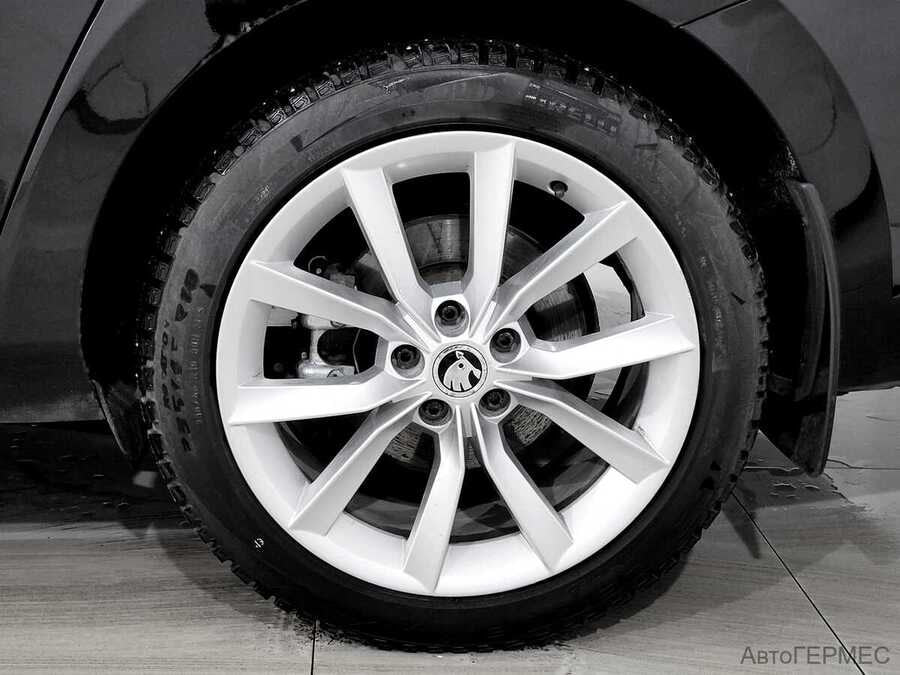 Фото SKODA Superb III с пробегом | №15 Фото SKODA Superb III с пробегом | №15