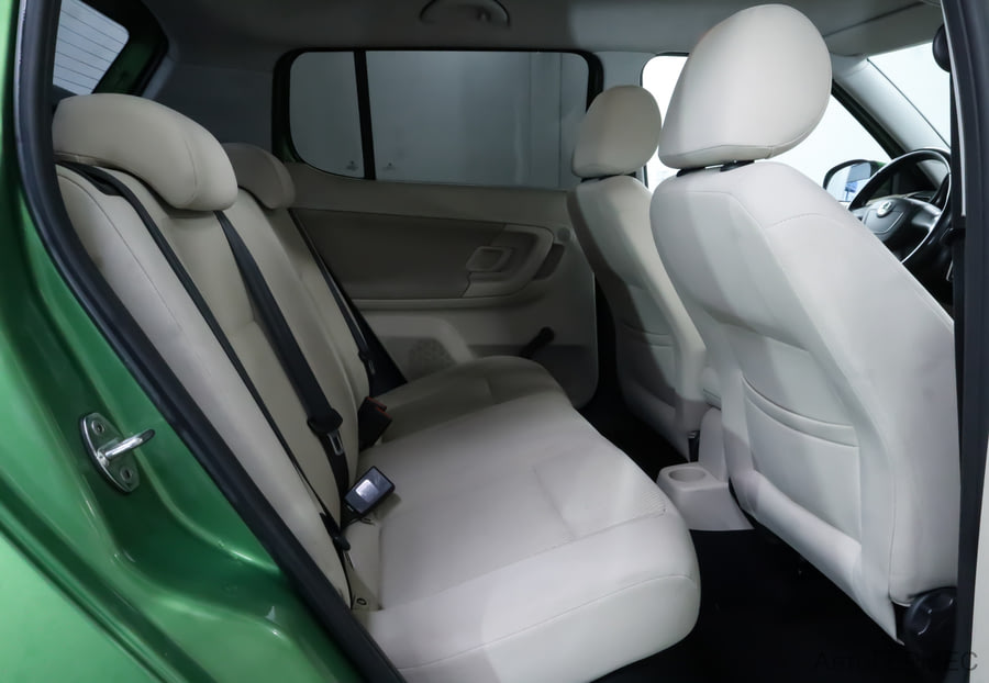 Фото SKODA Fabia II Рестайлинг с пробегом | №12