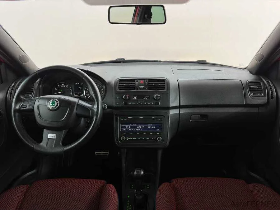 Фото SKODA Fabia II Рестайлинг с пробегом | №5