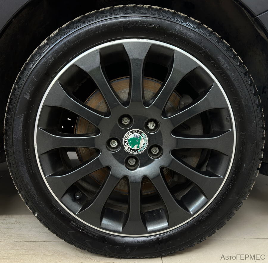 Фото SKODA Fabia II Рестайлинг с пробегом | №14