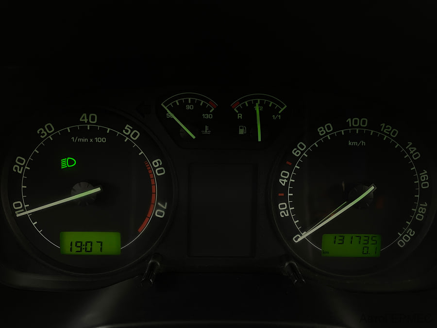 Фото SKODA Octavia I Рестайлинг с пробегом | №6