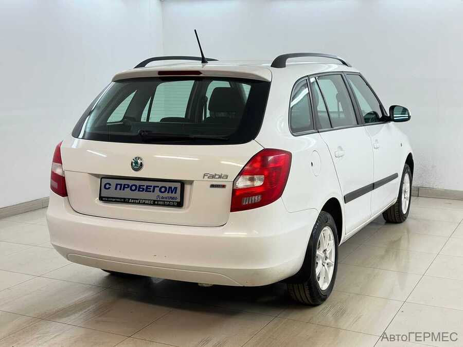 Фото SKODA Fabia II Рестайлинг с пробегом | №3