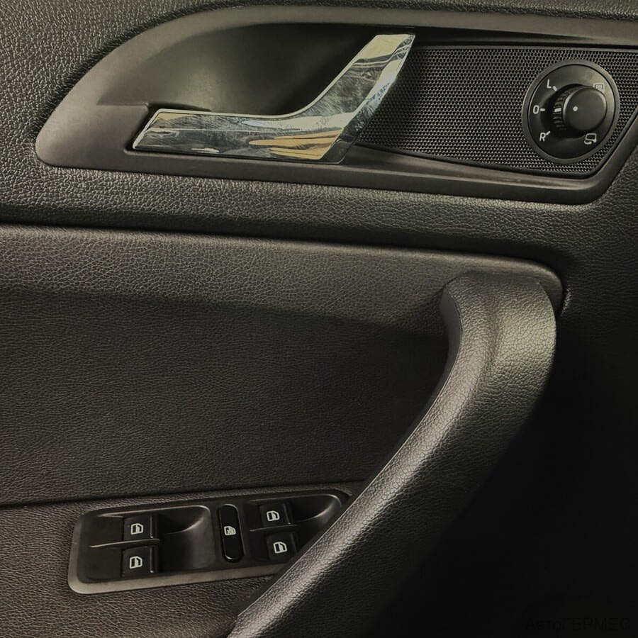 Фото SKODA Yeti I Рестайлинг с пробегом | №9 Фото SKODA Yeti I Рестайлинг с пробегом | №9